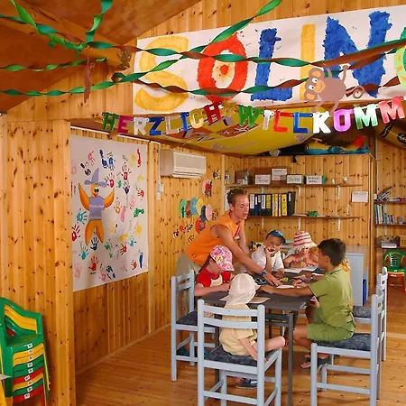 Ośrodek wypoczynkowy Tsokkos Paradise Village Ajia Napa