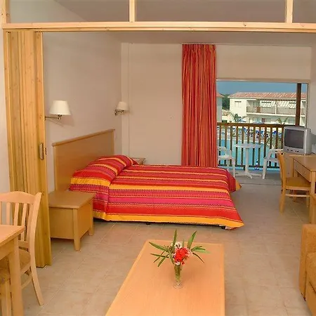 Ośrodek wypoczynkowy Tsokkos Paradise Village Ajia Napa